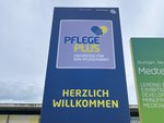 Das Pflege-Plus-Willkommensschild